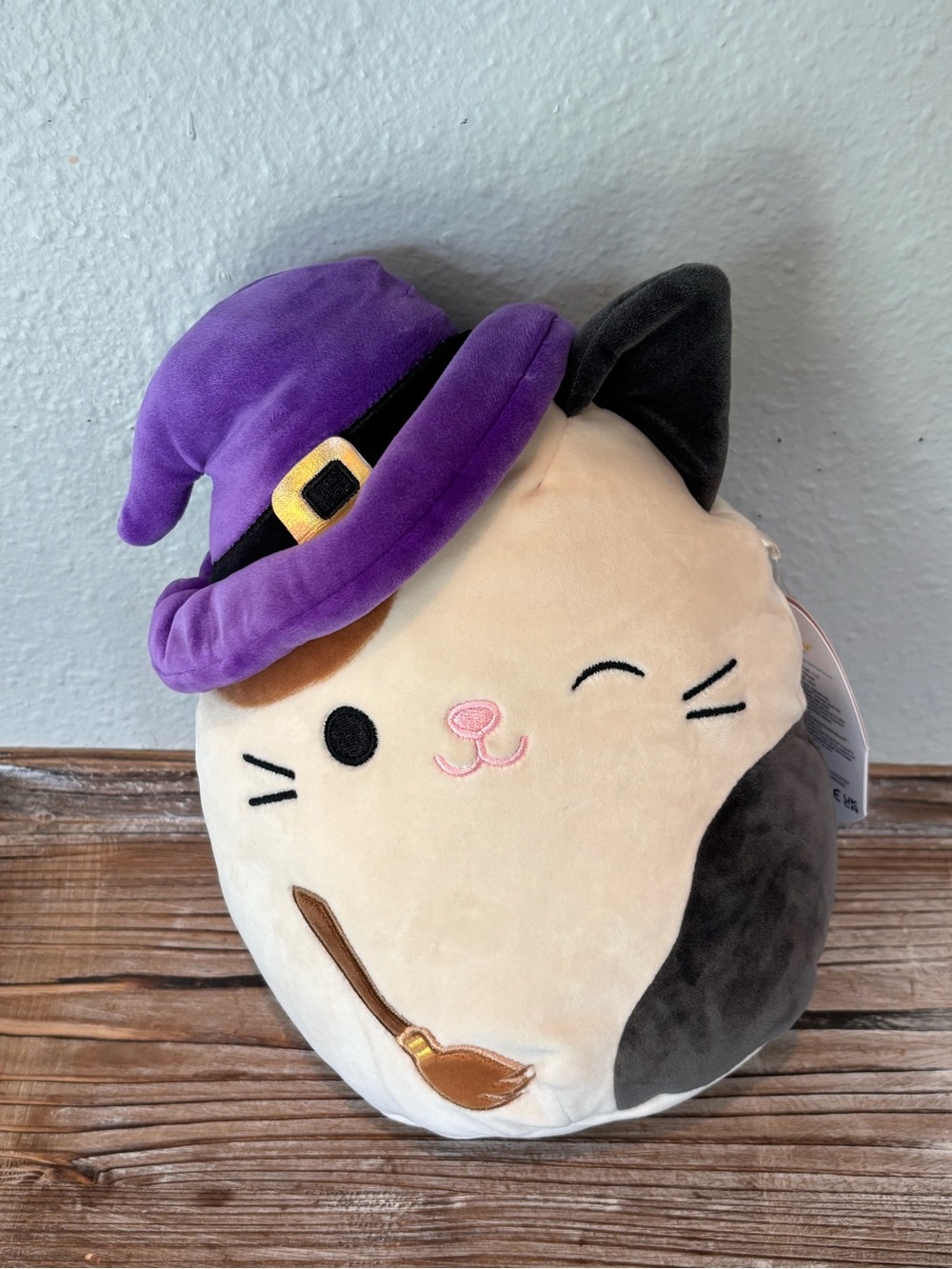 Squishmallow Official Kellytoy Halloween Exclusive “Cam” the Witch Cat, BNWT